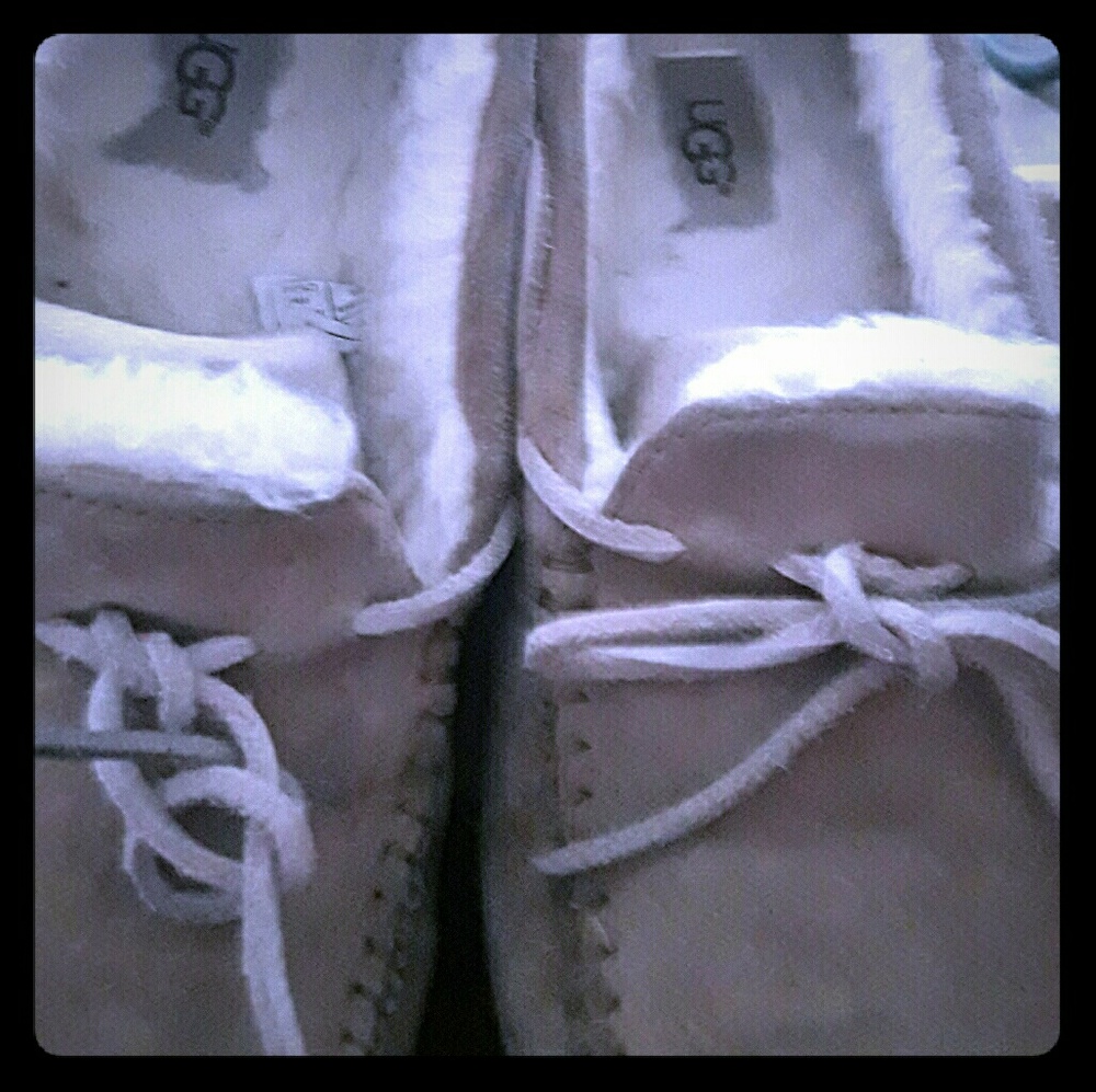 Uggs slippers